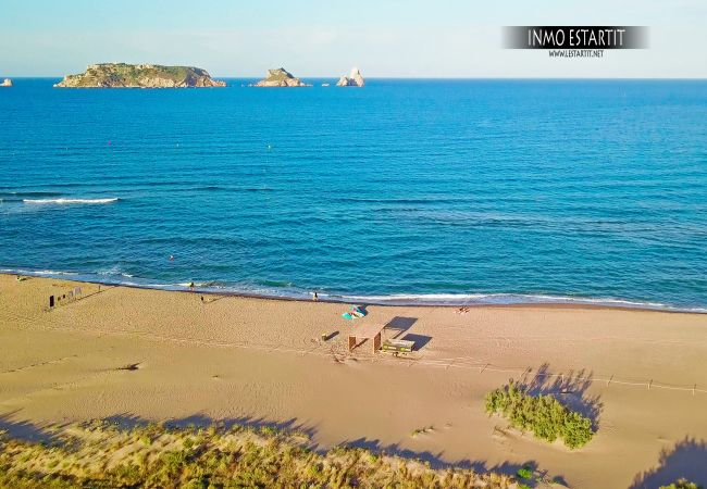 Vista de la playa de L'Estartit Vista de la playa de L'Estartit