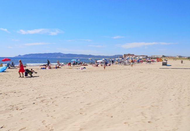 Apartamento en Estartit - Blaumar  A33 Vista piscina Apartamento en Estartit - Blaumar  A33 Vista piscina