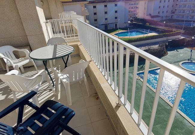 Apartament en Estartit - Blaumar  A33 vista a la piscina Apartament en Estartit - Blaumar  A33 vista a la piscina