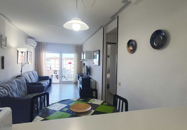 Apartament en Estartit - Blaumar  A33 vista a la piscina Apartament en Estartit - Blaumar  A33 vista a la piscina