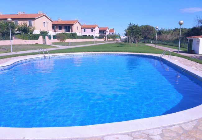 Communitarian pool Communitarian pool