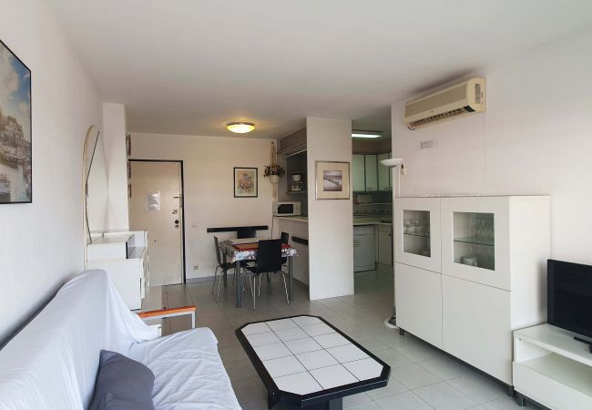 Apartment in Estartit - Apartment  Blaumar B-18 Apartment in Estartit - Apartment  Blaumar B-18