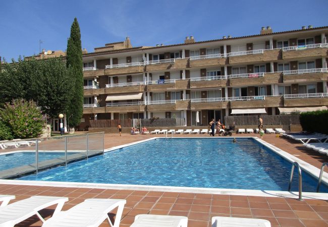  in Estartit - Studio Apartment Sol  