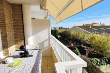 Terrasse with awning