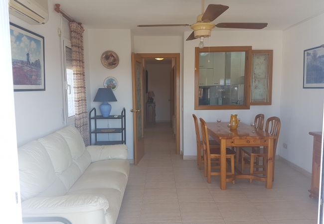 Dinning room with air conditioned Living room with sofa