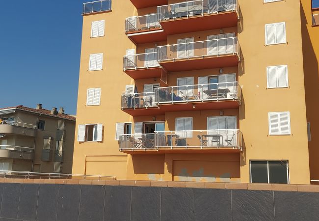 Apartment in Estartit - Apartment Artit A1 Apartment in Estartit - Apartment Artit A1