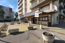 Local comercial en Estartit - Local centric